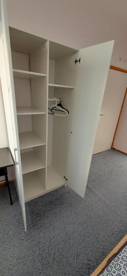 Niedostrzegalny Privatunterkunft *